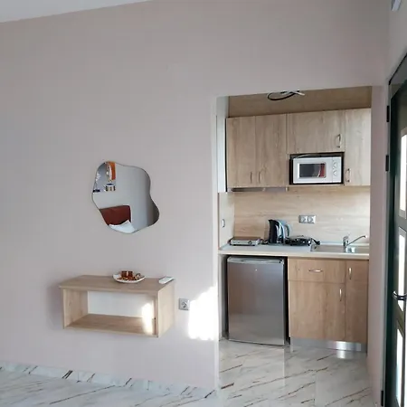 Atspas Apartment *