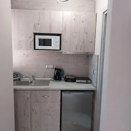 Atspas Apartment *